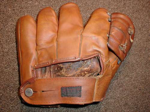 DiMaggio Hutch 360 Back